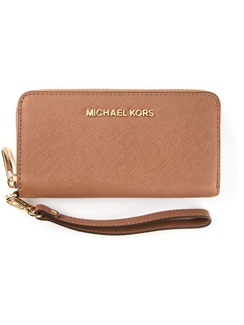 michael kors jet set travel flat wallet|michael kors jetsetter wallet.